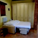 La Torre Del Cappellaio Couette-café 3*