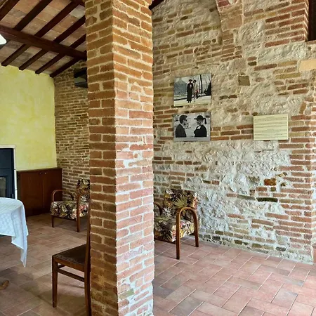 La Torre Del Cappellaio