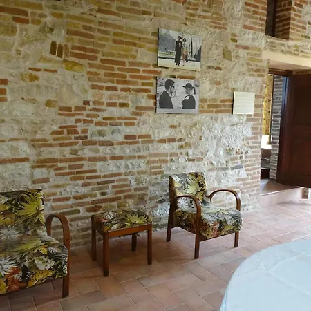 La Torre Del Cappellaio Couette-café