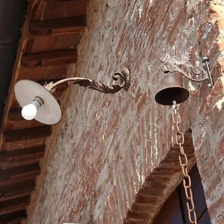 La Torre Del Cappellaio 住宿加早餐酒店