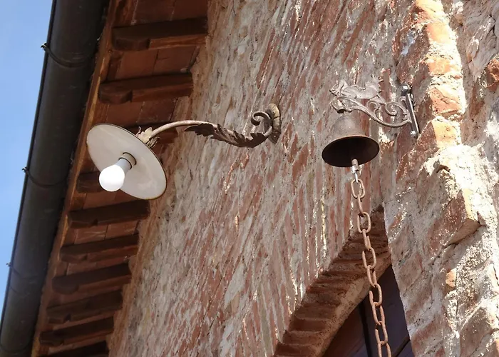 La Torre Del Cappellaio Bed & Breakfast